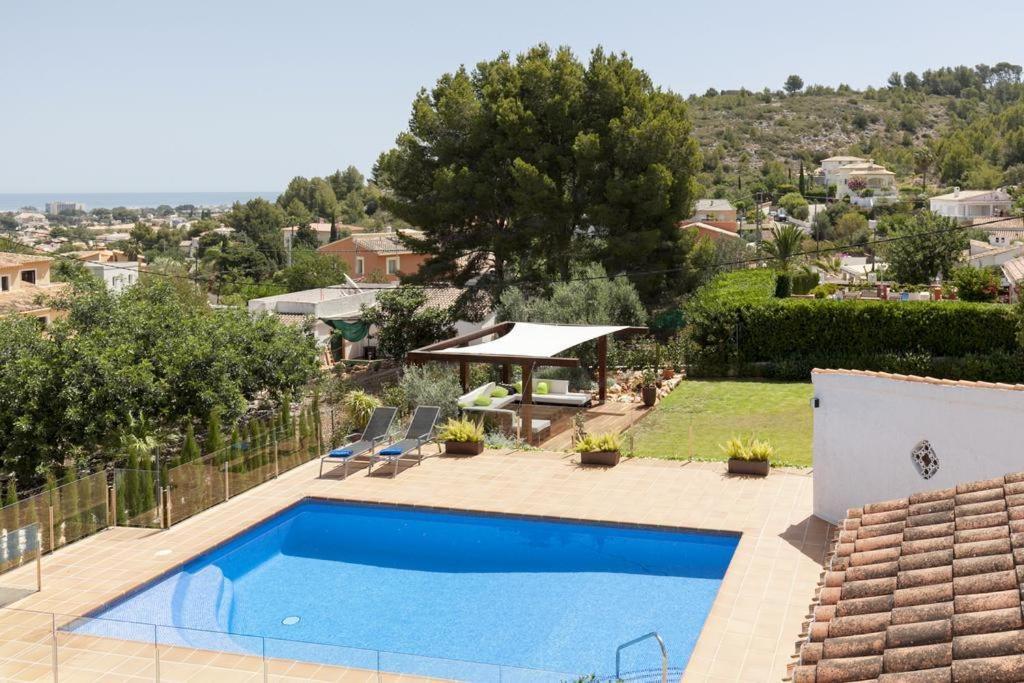 Celi: Sea- & Mountain View, Peaceful & Comfortable. Villa *
