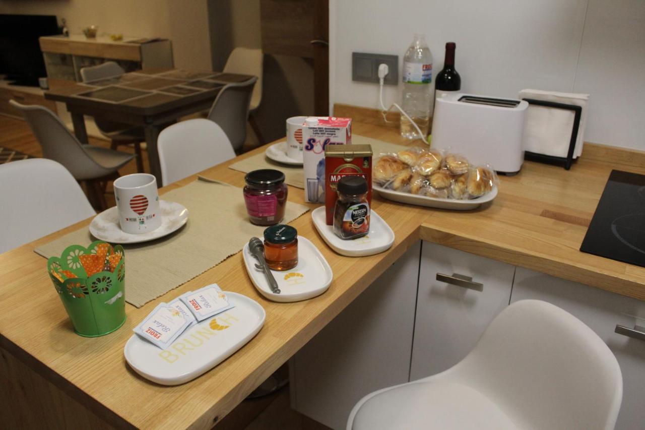Apartamento Rosalía De Castro, 41 - Centro - Vut-co-01904 *