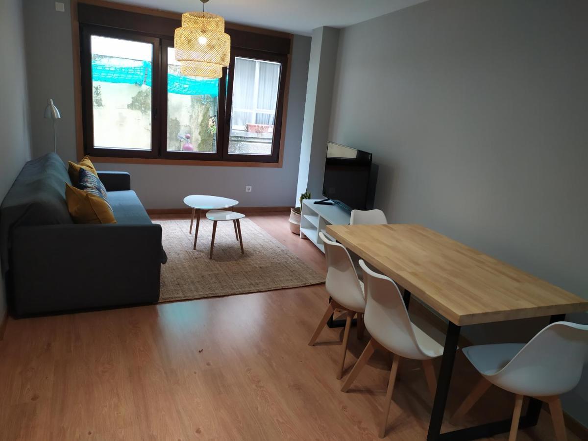 Apartment F6 *