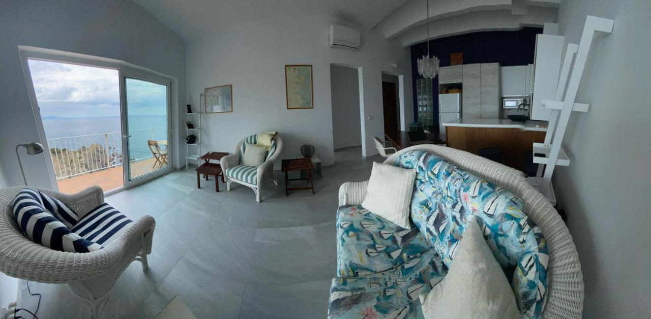 Apartamento Cap Sa Sal Navy, Begur, Girona *