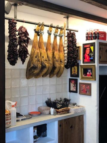 El Escondite