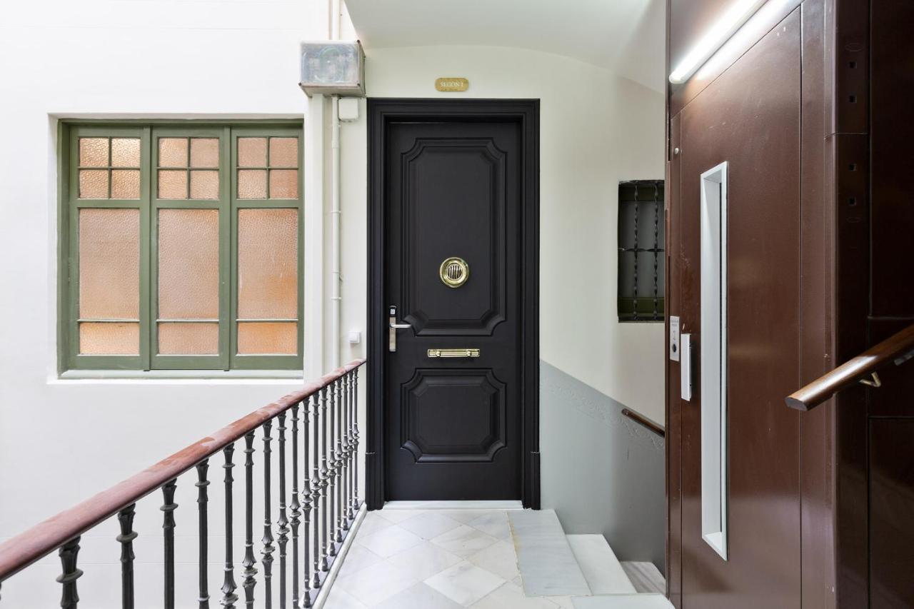 Ola Living Diagonal Apartment *