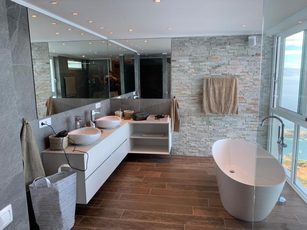 Crystal Ocean Villa Sauzal