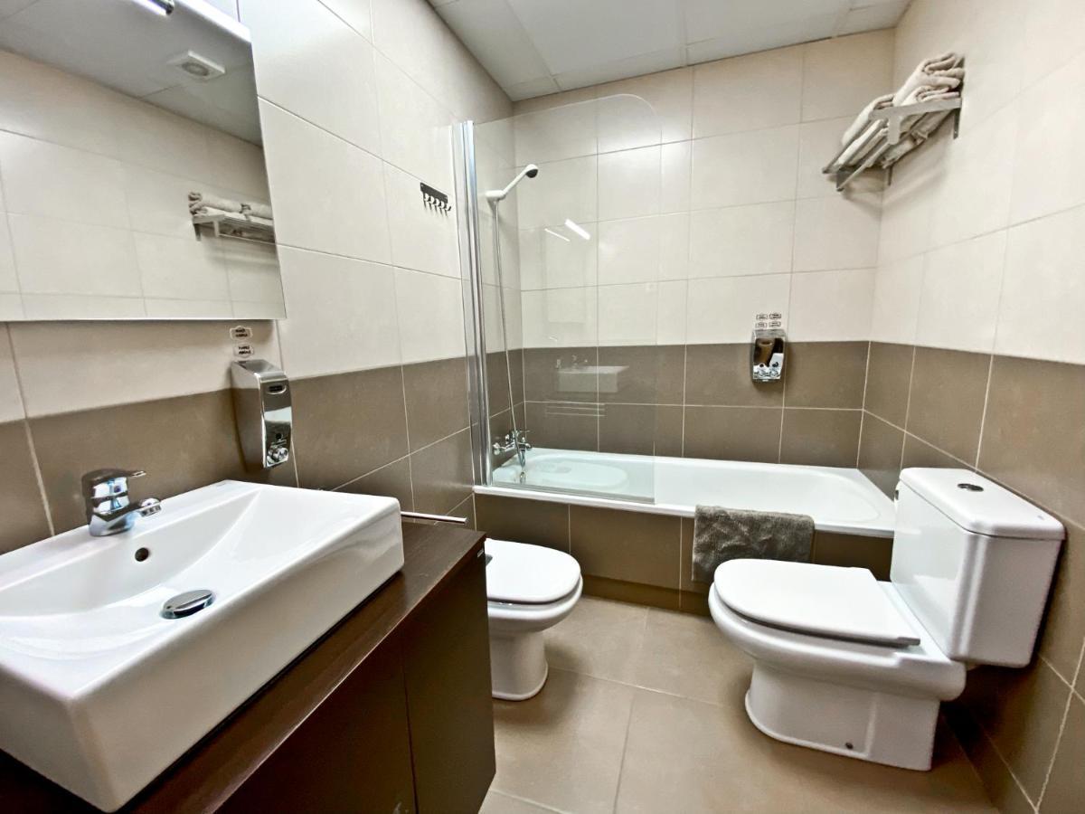 Urban Manresa-city Center With Balcony Apartamento *