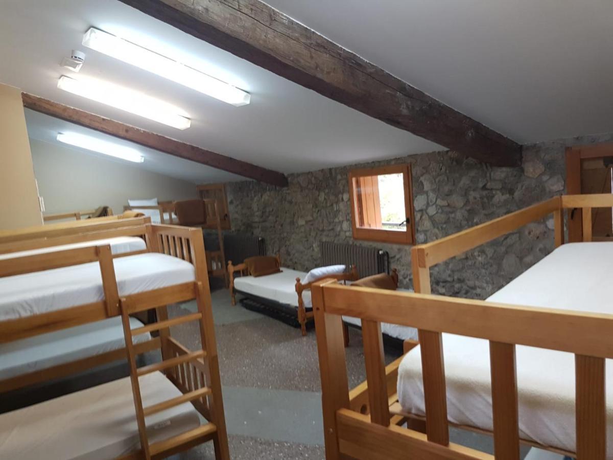 Hostal Cortina *