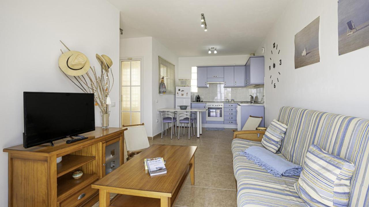 Private Terrace - Parking - Pool Villa