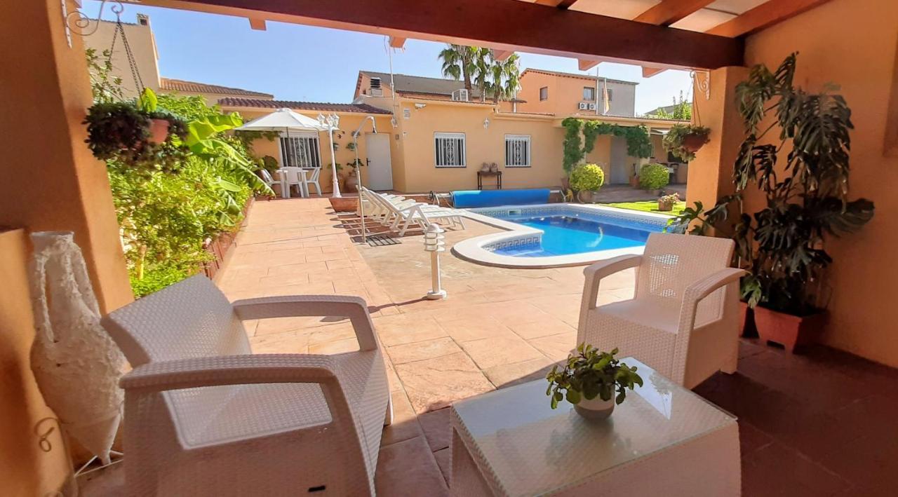 Vacacional Con Piscina Privada Y Barbacoa Holiday home