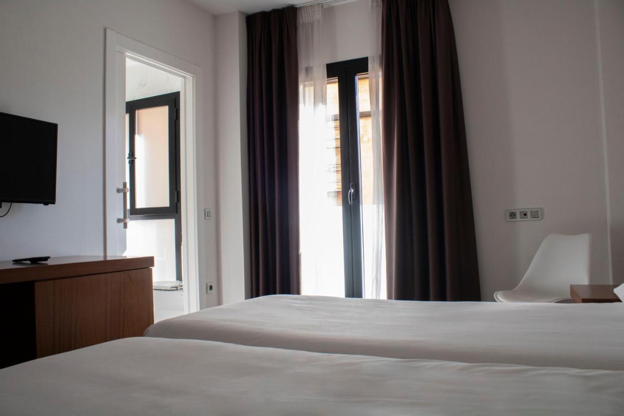 Hotel Alda Barrio Humedo 3*