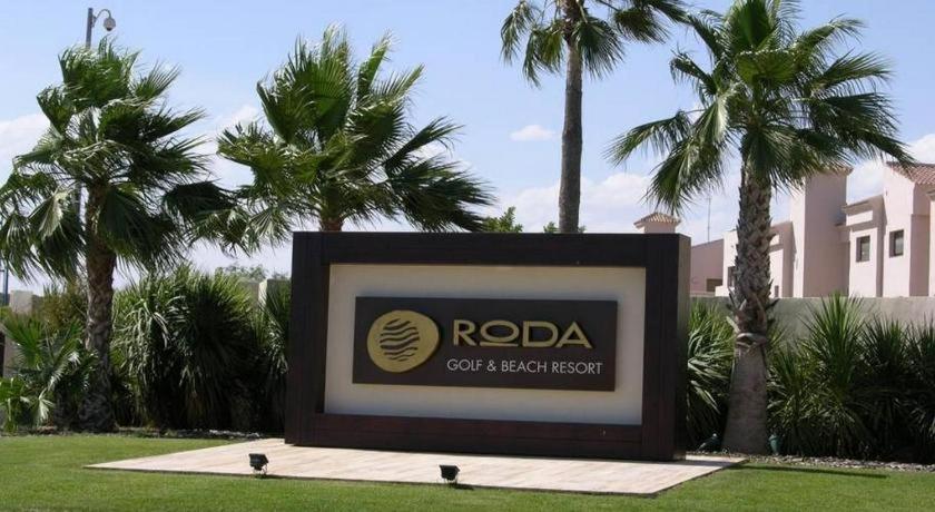 Adosado Delux Roda Golf Сasa de vacaciones *