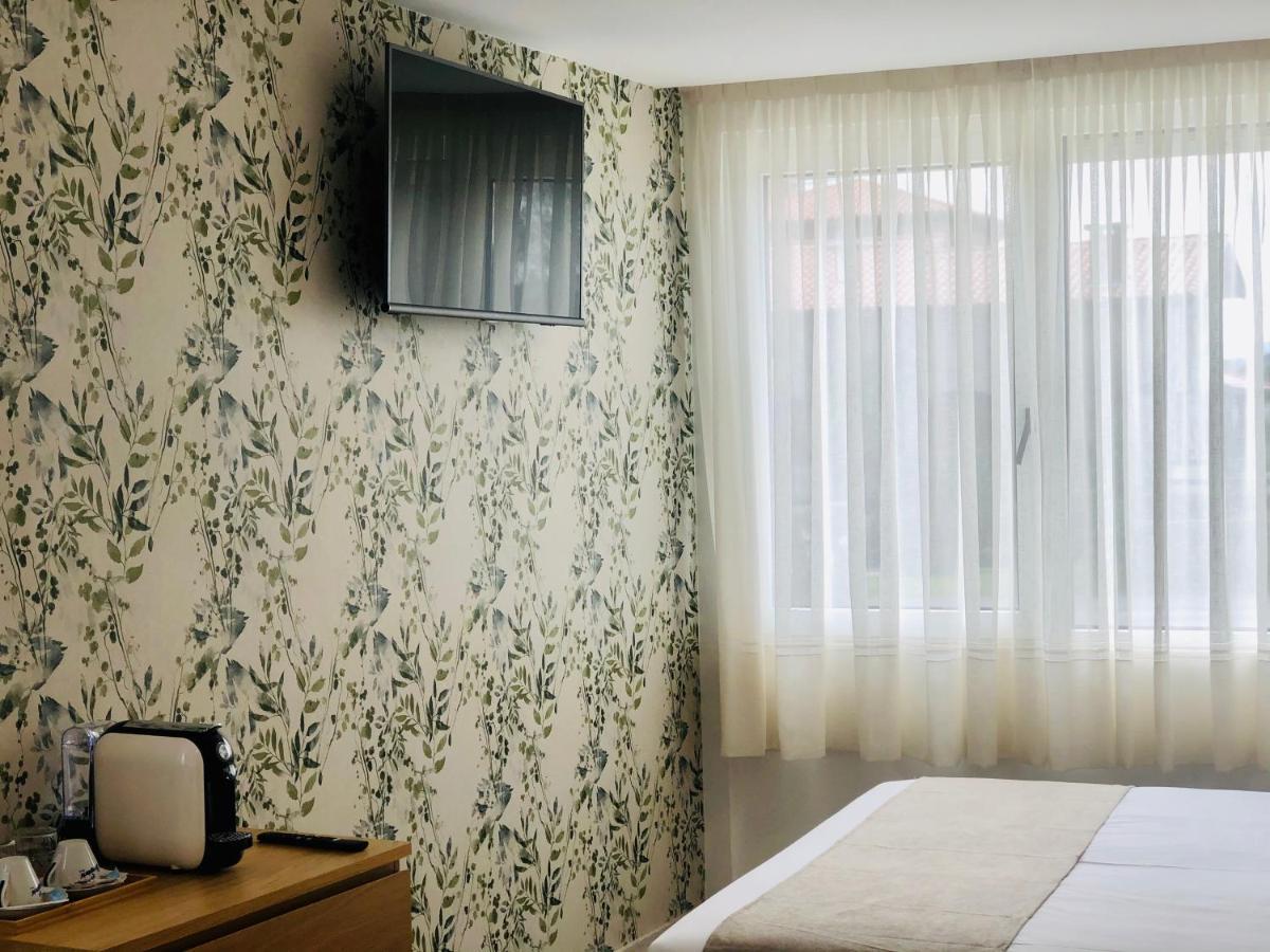 Hotel Alcamino Mompia