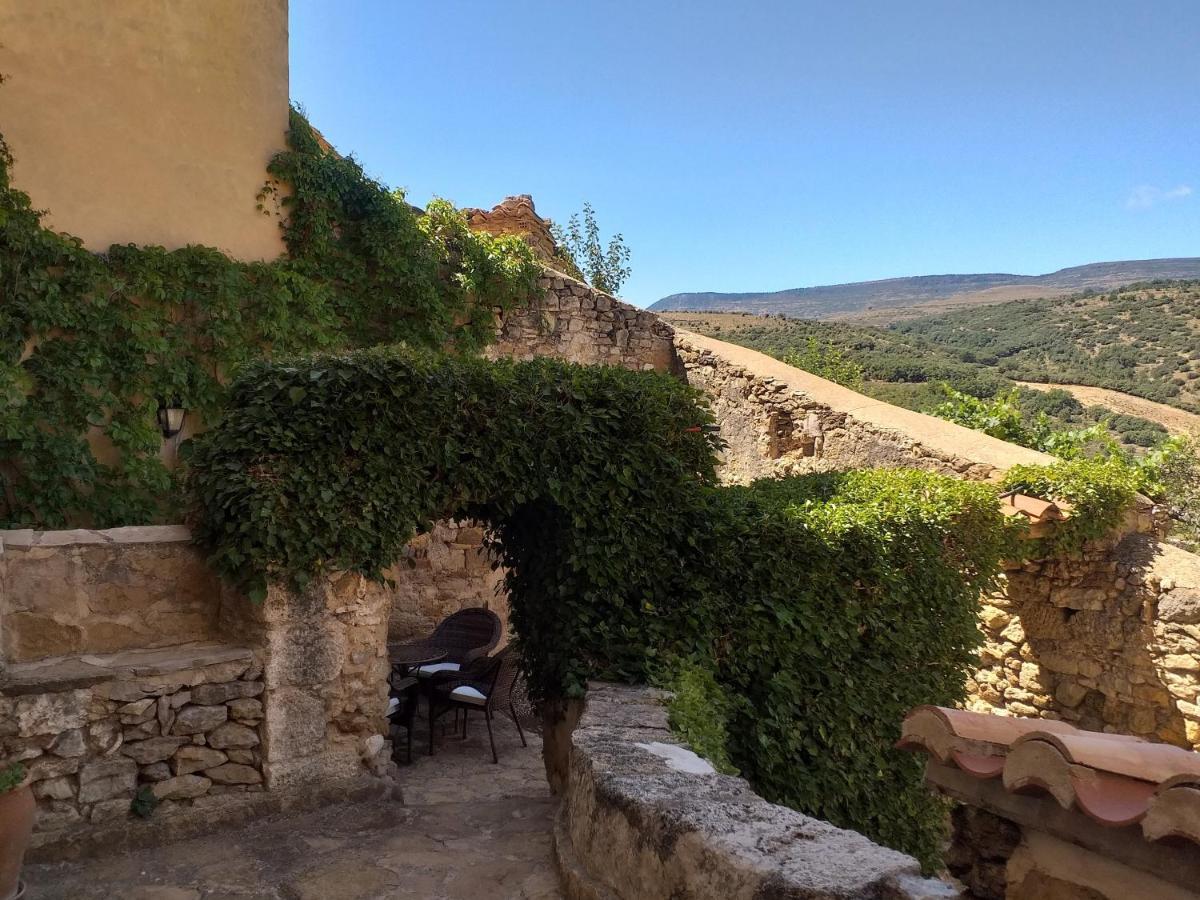 Marques De Valdeolivo *