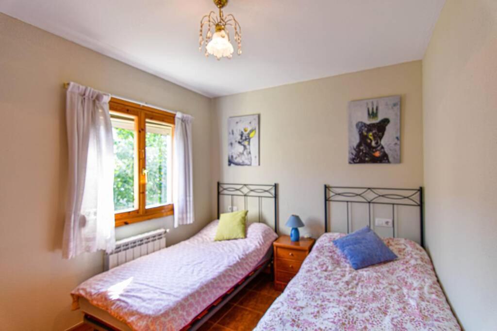 Nuevo - Comodo Y Coqueto Con Jardin En