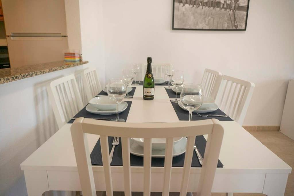 Spacious 2 Bed Ground Floor With Beautiful Communal Pool