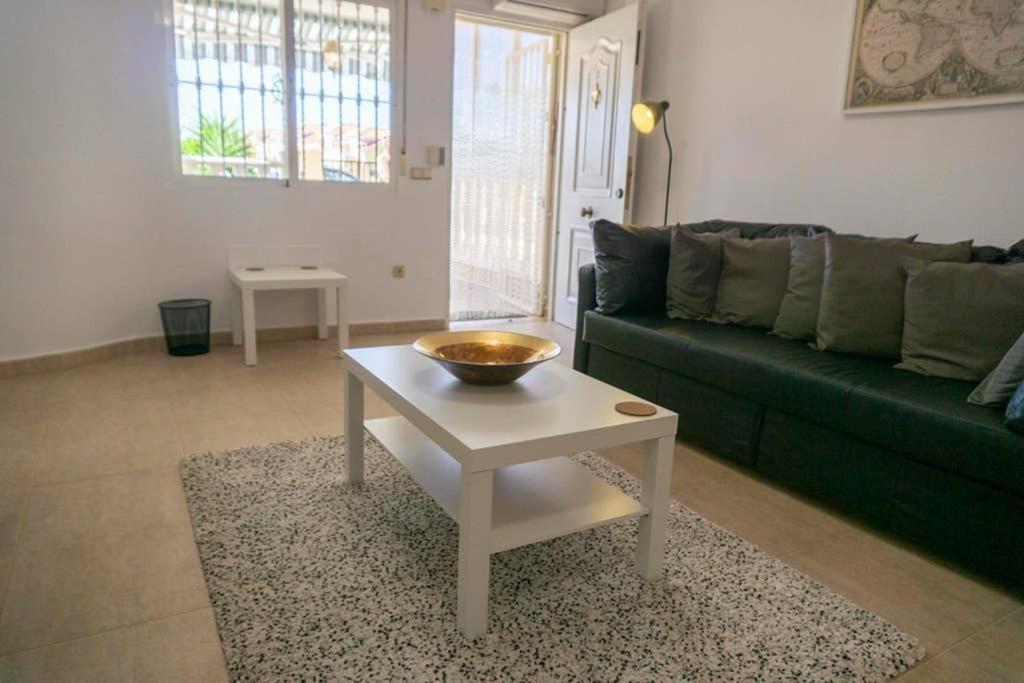 Apartment Spacious 2 Bed Ground Floor With Beautiful Communal Pool
