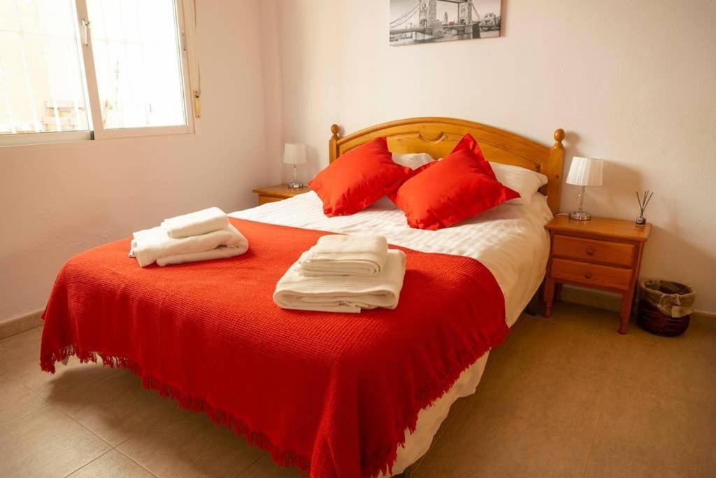 Spacious 2 Bed Ground Floor With Beautiful Communal Pool * Villamartin (Valencia)