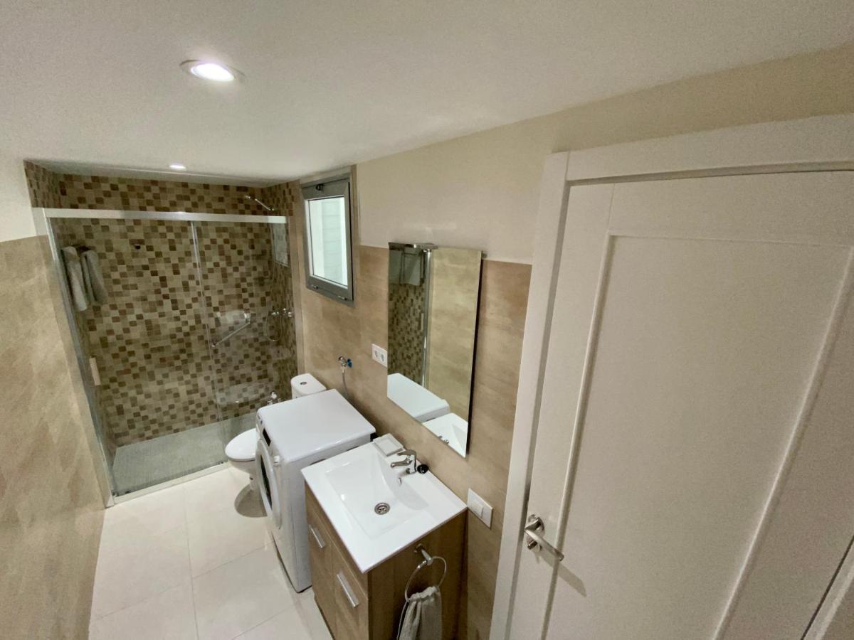Apartamento Frente Al Mar Con Gran Terraza Y Hermosas Vistas *
