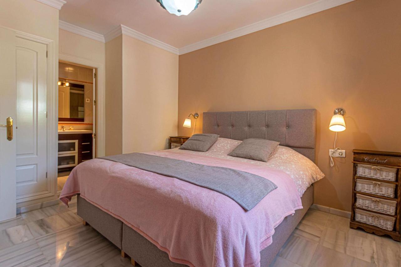 Bed and breakfast Villakarmyr *