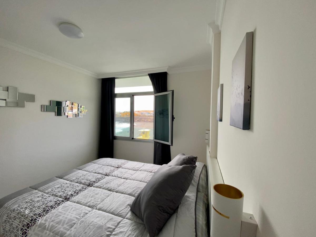 Apartamento Frente Al Mar Con Gran Terraza Y Hermosas Vistas