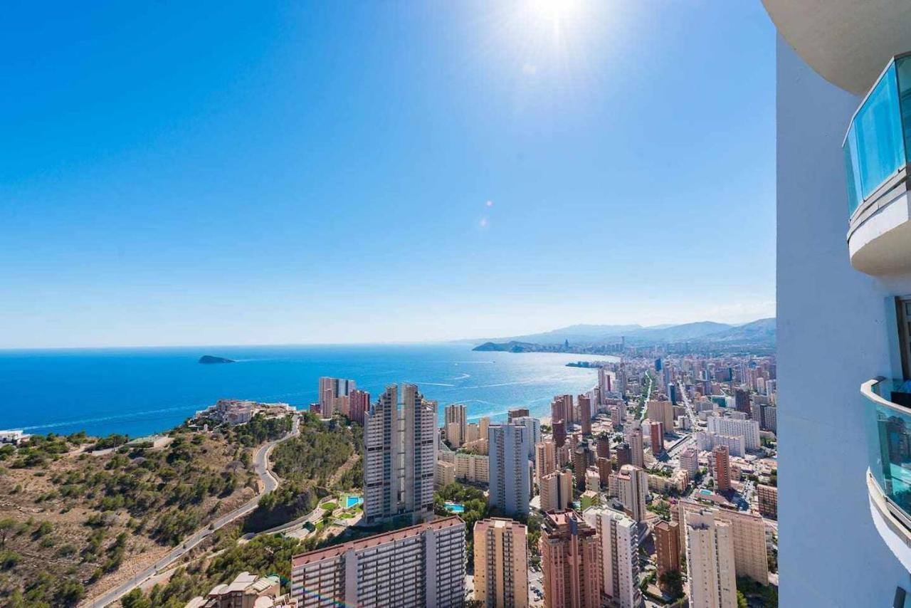 Apartment Sky High On The 38th Floor - Sea Views *