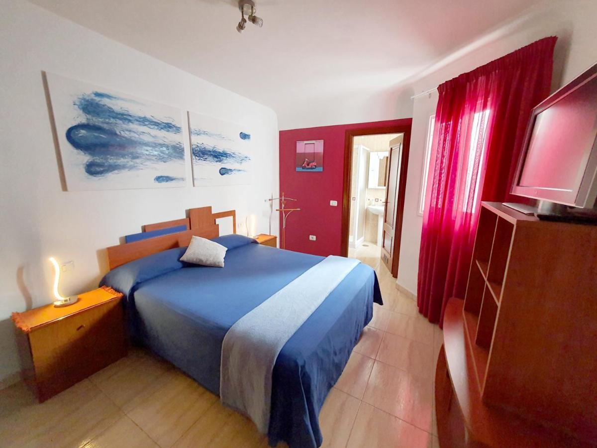 Habitación Doble Con Baño Privado En Tenerife, Canary Islands *