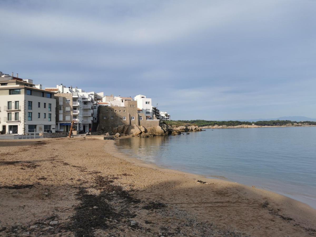 Apartahotel El Cargol L' Escala