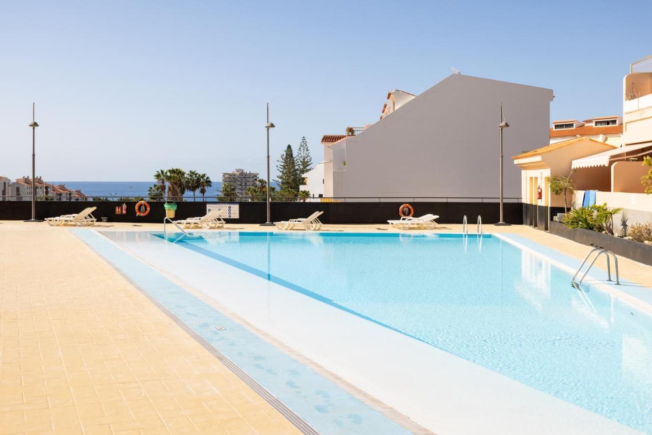 Home2book Cristianos, Pool & * Los Cristianos (Tenerife)