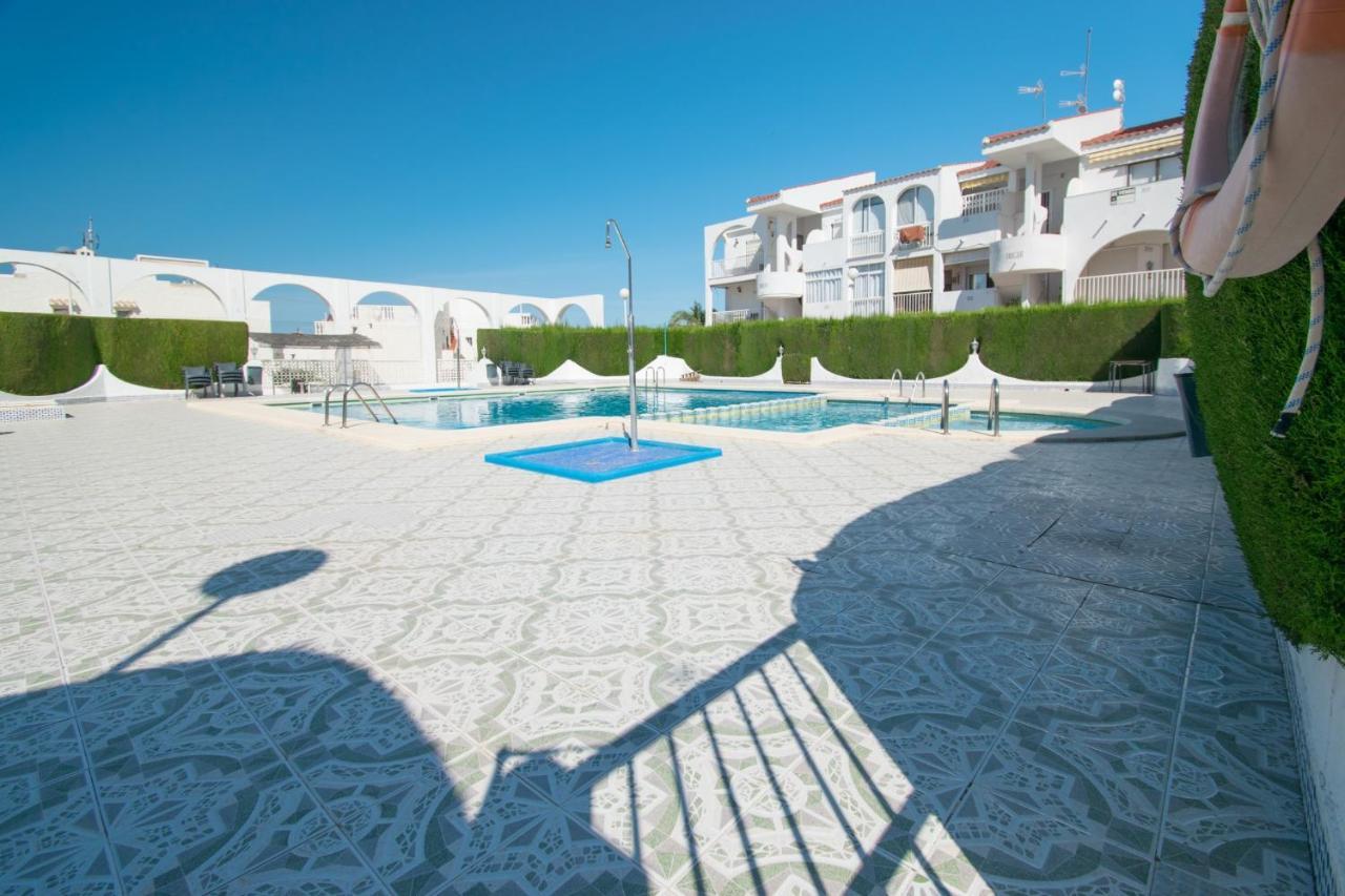 087 Design Studio - Alicante Holiday *