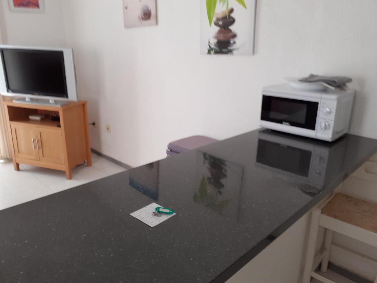 Apartment Penthouse With Great Views , Sun All Day , Wifi , New Kitchen. San Miguel de Abona