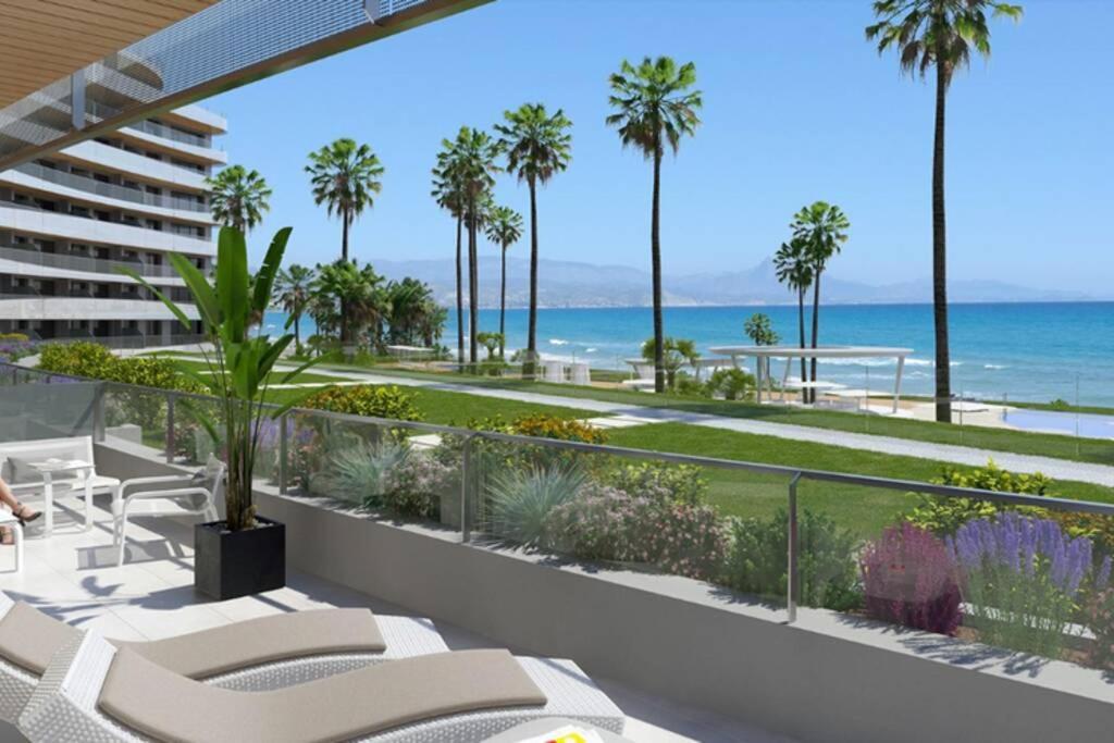 5* Apt, Location, Playa San Juan, Heated Pool Apartment
