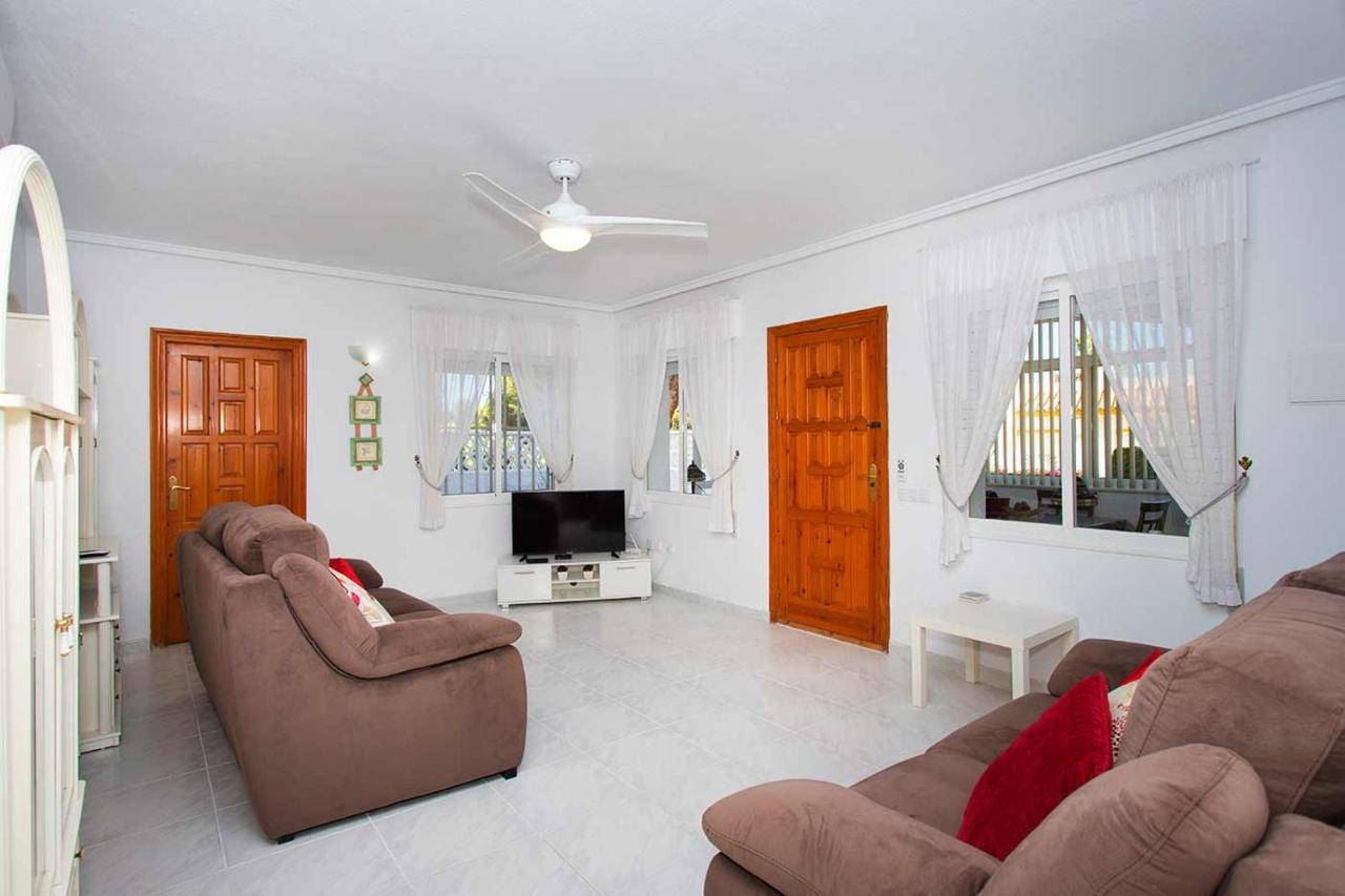 Ch La Pinada Apartment