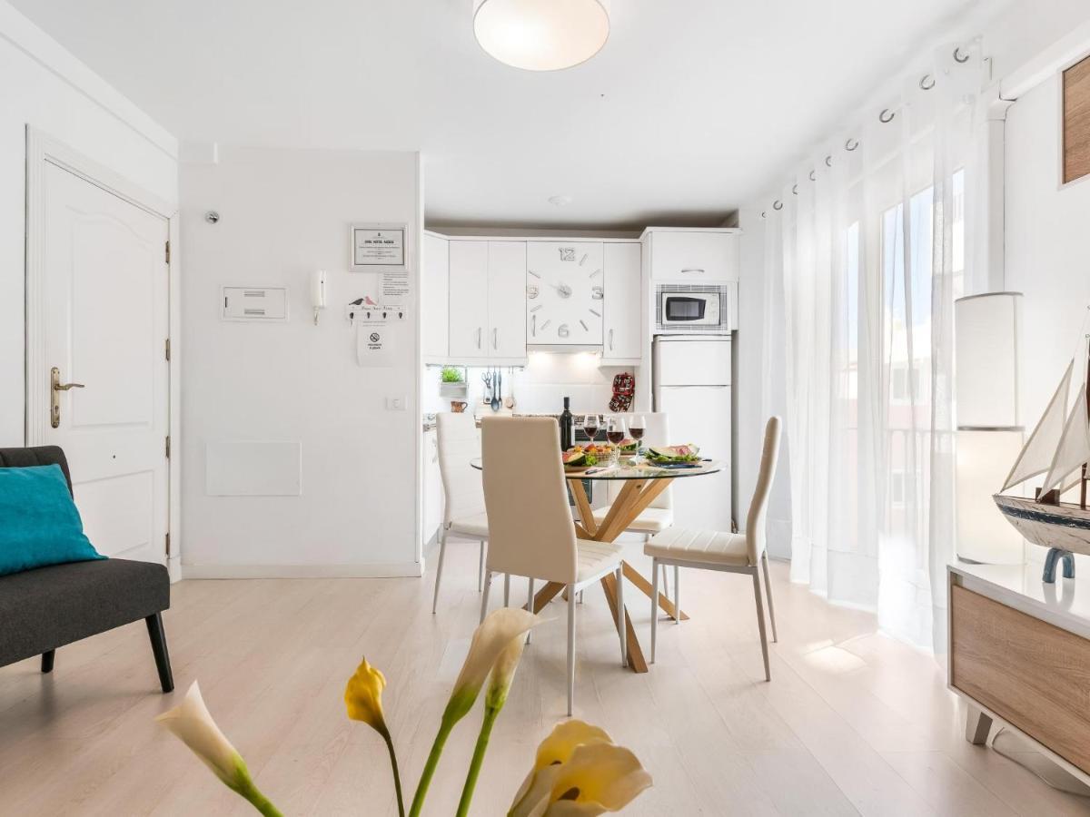 Apartamento 205 Cristianos By The Beach, Center, Wifi Ac Arona (Tenerife)