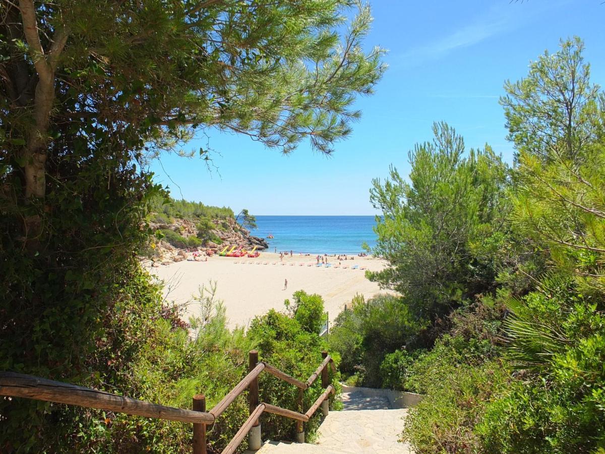 Mimosa With 5bedrooms Air Conditioning & Private Swimming Pool And A Games Ideal For Families Villa