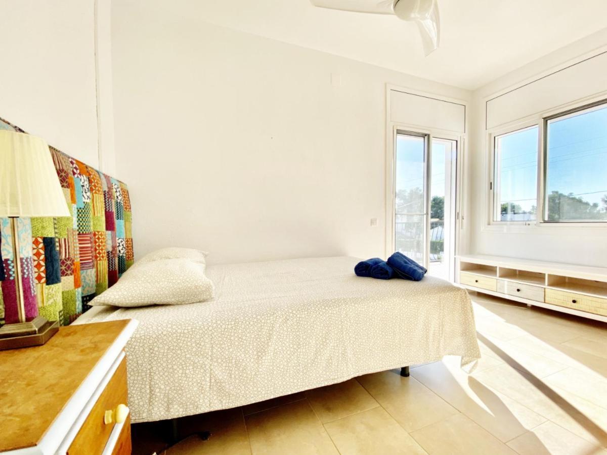 Mimosa With 5bedrooms Air Conditioning & Private Swimming Pool And A Games Ideal For Families Villa *
