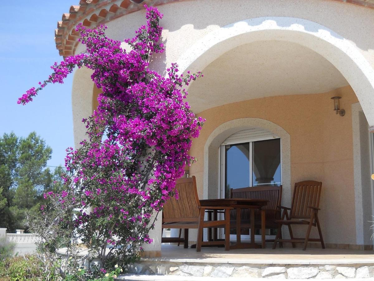 Oasis 4bedroom With Air-conditioning & Large Private Swimming Pool Villa L'Ametlla de Mar