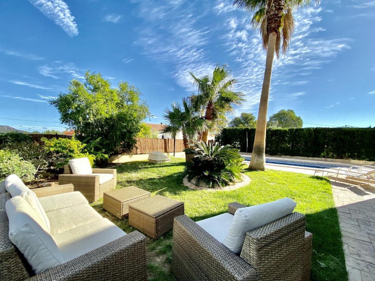 Villa Martina 4 Bedroom With Air Conditioning & Private Swimming Pool Ideal For Families
