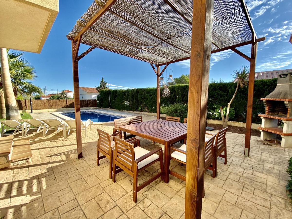Martina 4 Bedroom With Air Conditioning & Private Swimming Pool Ideal For Families Villa