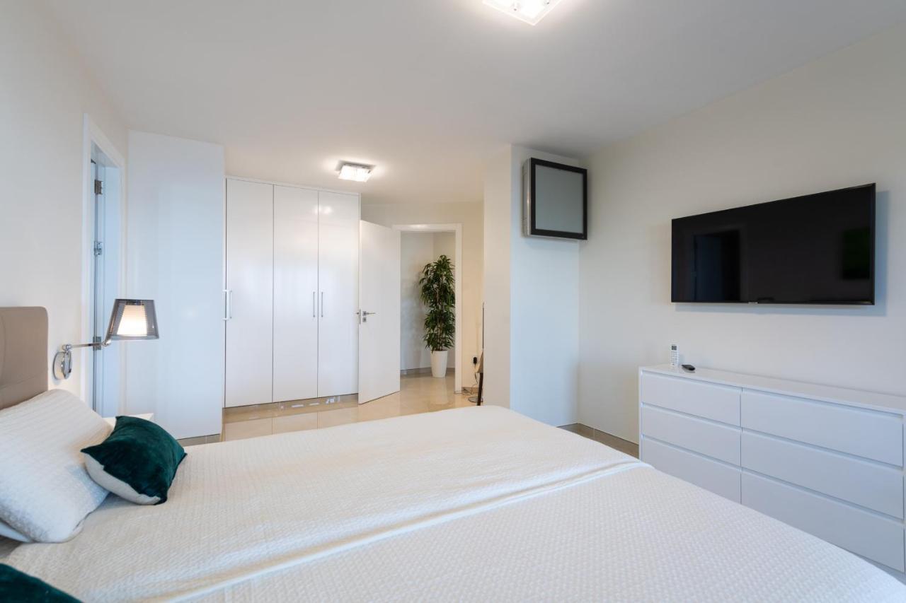 Luxury Terrace Ocean View-p67b By Canariasgetaway Holiday home