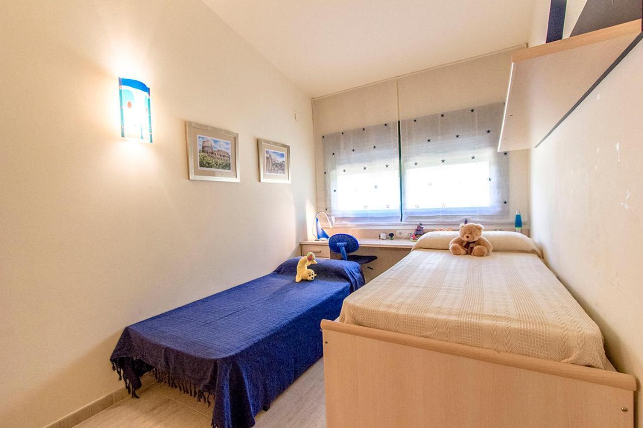 3 Bedrooms House At 500 M Away From The With Shared Pool Enclosed Garden And Wifi * Tarragona