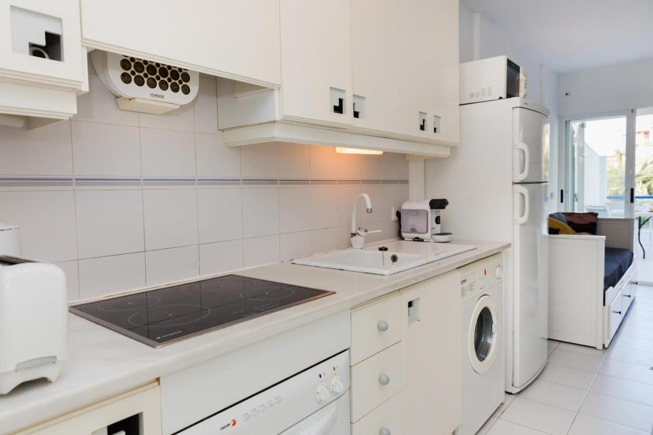 Cala Blanca Beach Studio Apartamento