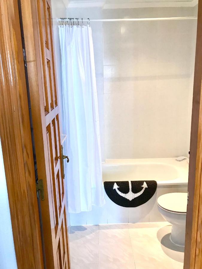 Apartment 2-bed 10 Min Drive To The Beach!