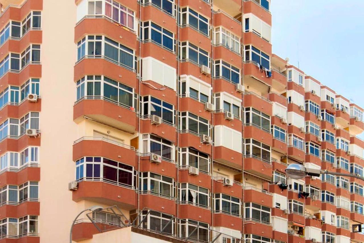 Cosy In 43 M² With Balcony Apartamento Torremolinos