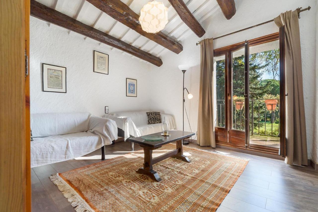 Masia Manent Del Bosc S Xviii Country house *