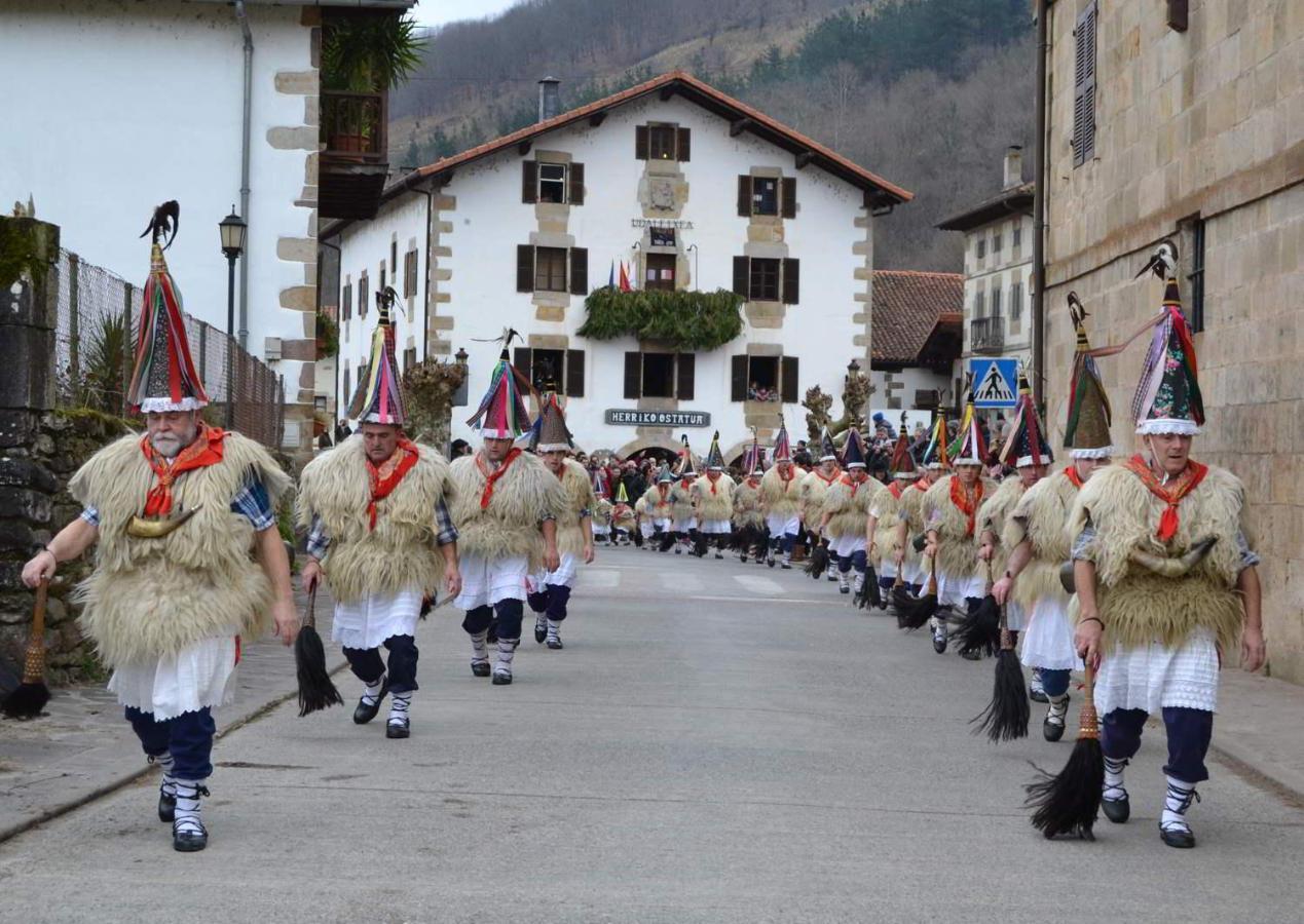 Casa Rural Mizkerrenea, Ituren, Navarra Сasa de vacaciones Ituren