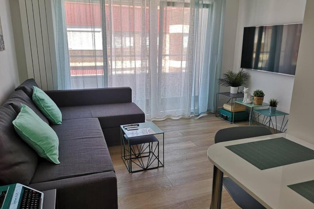 Piso Moderno Con Garaje En El Centro De Apartamento Vigo