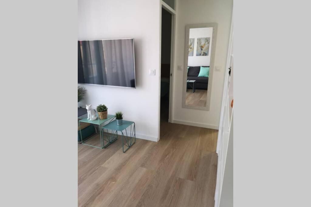Piso Moderno Con Garaje En El Centro De Apartamento Vigo