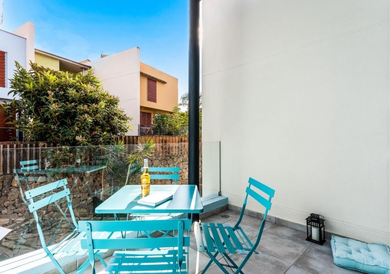 Сasa de vacaciones Family House With Patio And Communal Pool