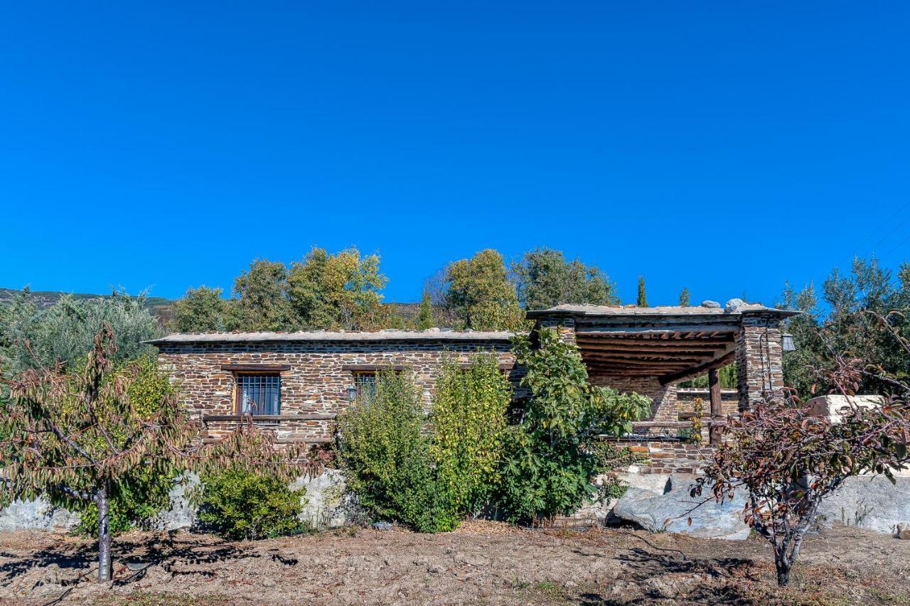 Holiday home Cortijo La Loma De La Alpujarra Pitres