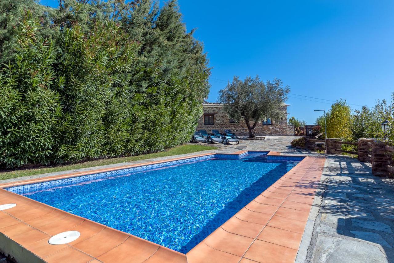 Cortijo La Loma De La Alpujarra Holiday home *