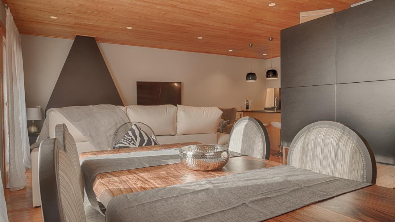 Saplan Real Estate Sarraera