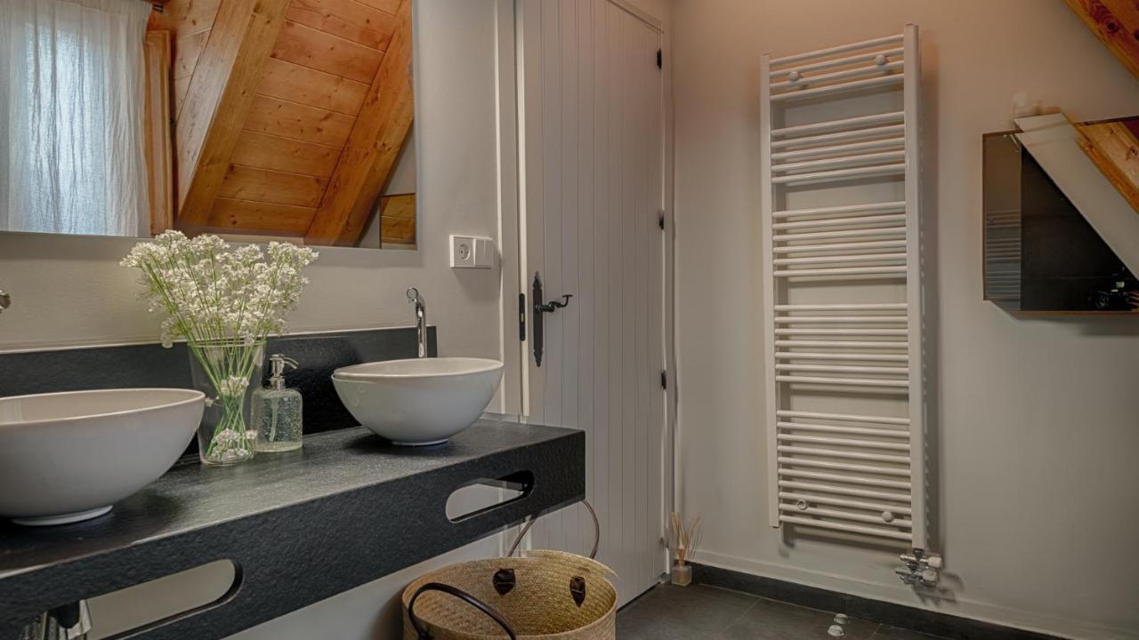 Chalet Saplan Real Estate Sarraera